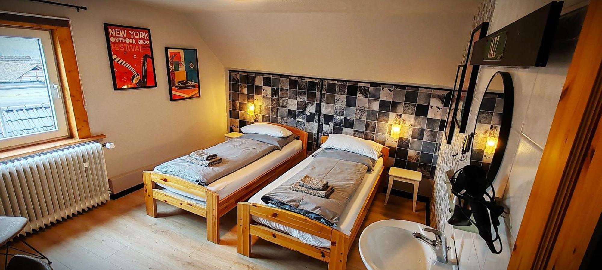 Roastineer Hotel Battenberg  Eksteriør bilde